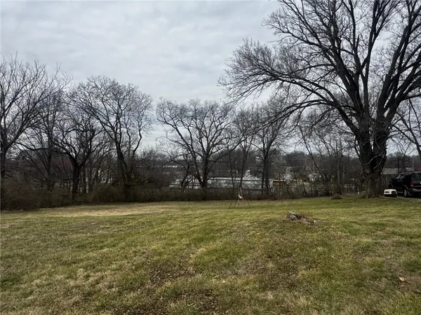 $50,000 | 8 Northeast 70 Place, Kansas City, MO 64118