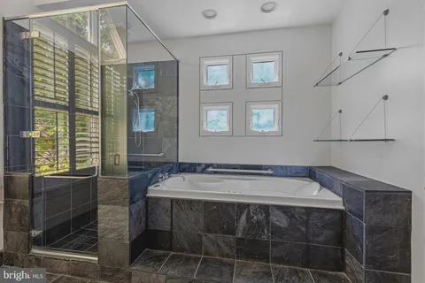$3,150,000 | 3190 North Woodrow Street, Arlington, VA 22207