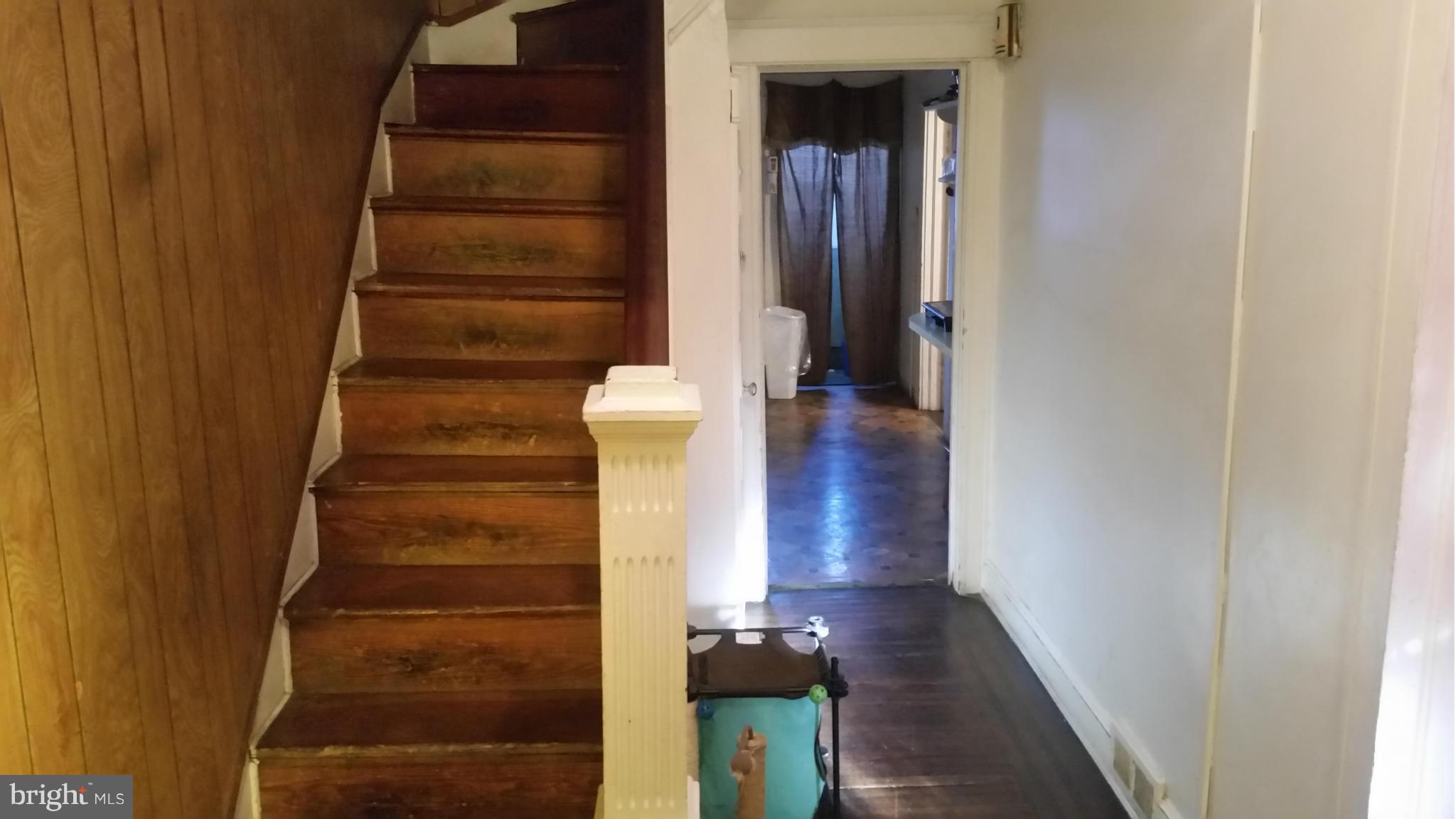 1531 Appleton Street Baltimore, MD 21217 - Photo 3 of 12 Interior (General)