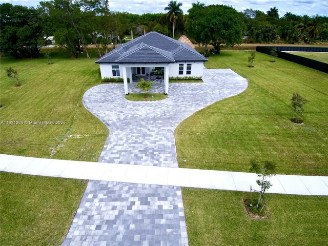 $8,400 | 17575 Southwest 280th Street, Unit 1, Homestead, FL 33031