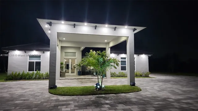 $8,400 | 17575 Southwest 280th Street, Unit 1, Homestead, FL 33031