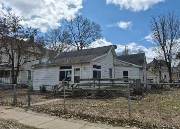 $79,500 | 1022 3rd Avenue, Eau Claire, WI 54703