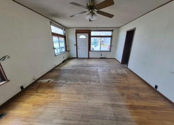 $79,500 | 1022 3rd Avenue, Eau Claire, WI 54703