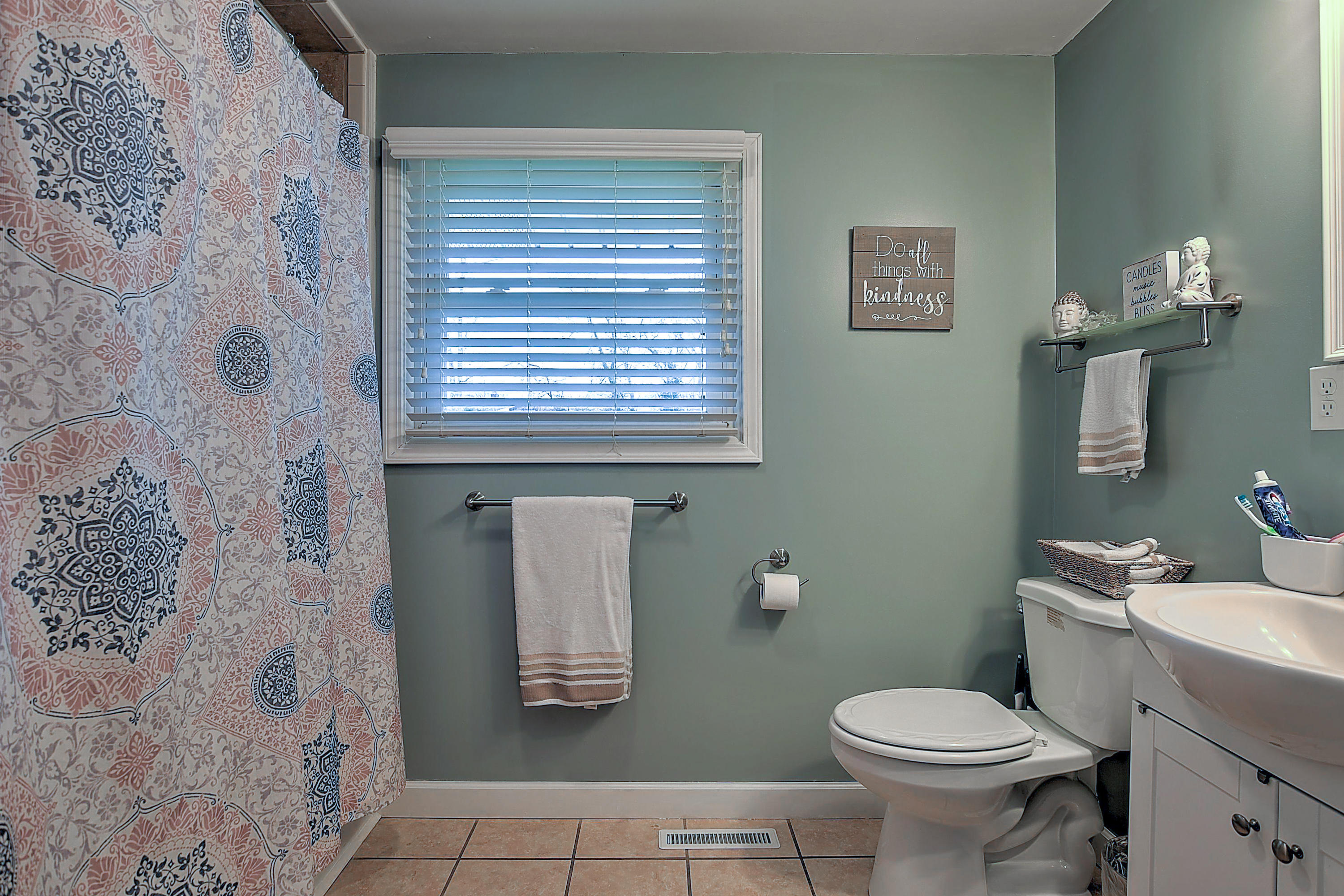 508 Rambling Road Kingsport, TN 37663 - Photo 13 of 32 508 Rambling Rd-14