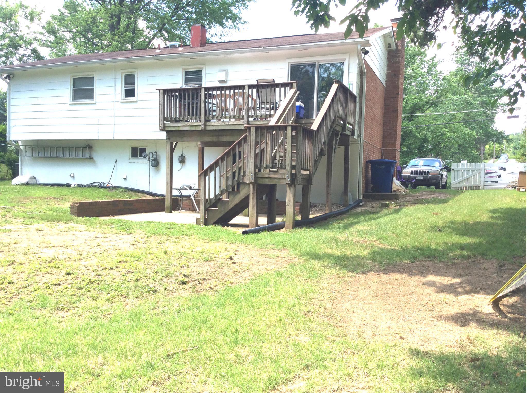 14113 Grayson Road Woodbridge, VA 22191 - Photo 21 of 26 Exterior (Rear)