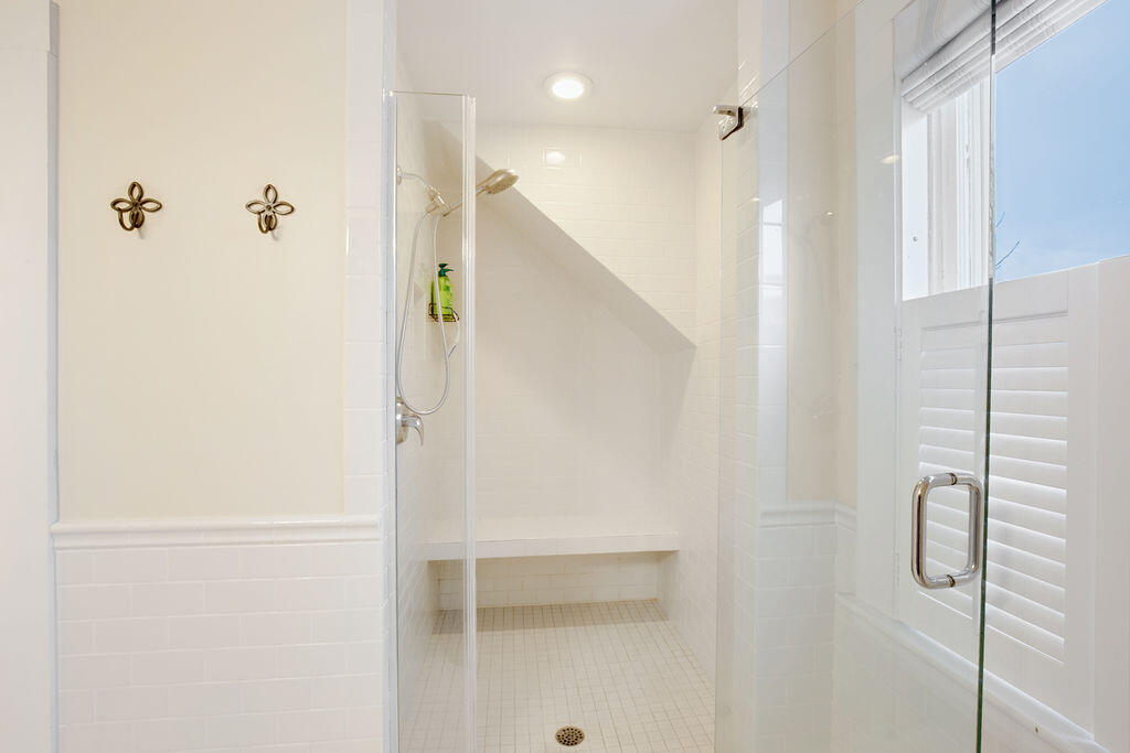 25 Shore Road, Unit A Ogunquit, ME 03907 - Photo 38 of 41