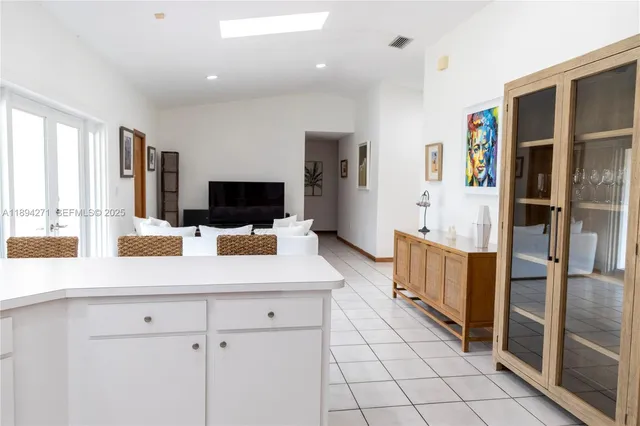 $4,500 | 8192 Southwest 90th Avenue, Miami, FL 33173