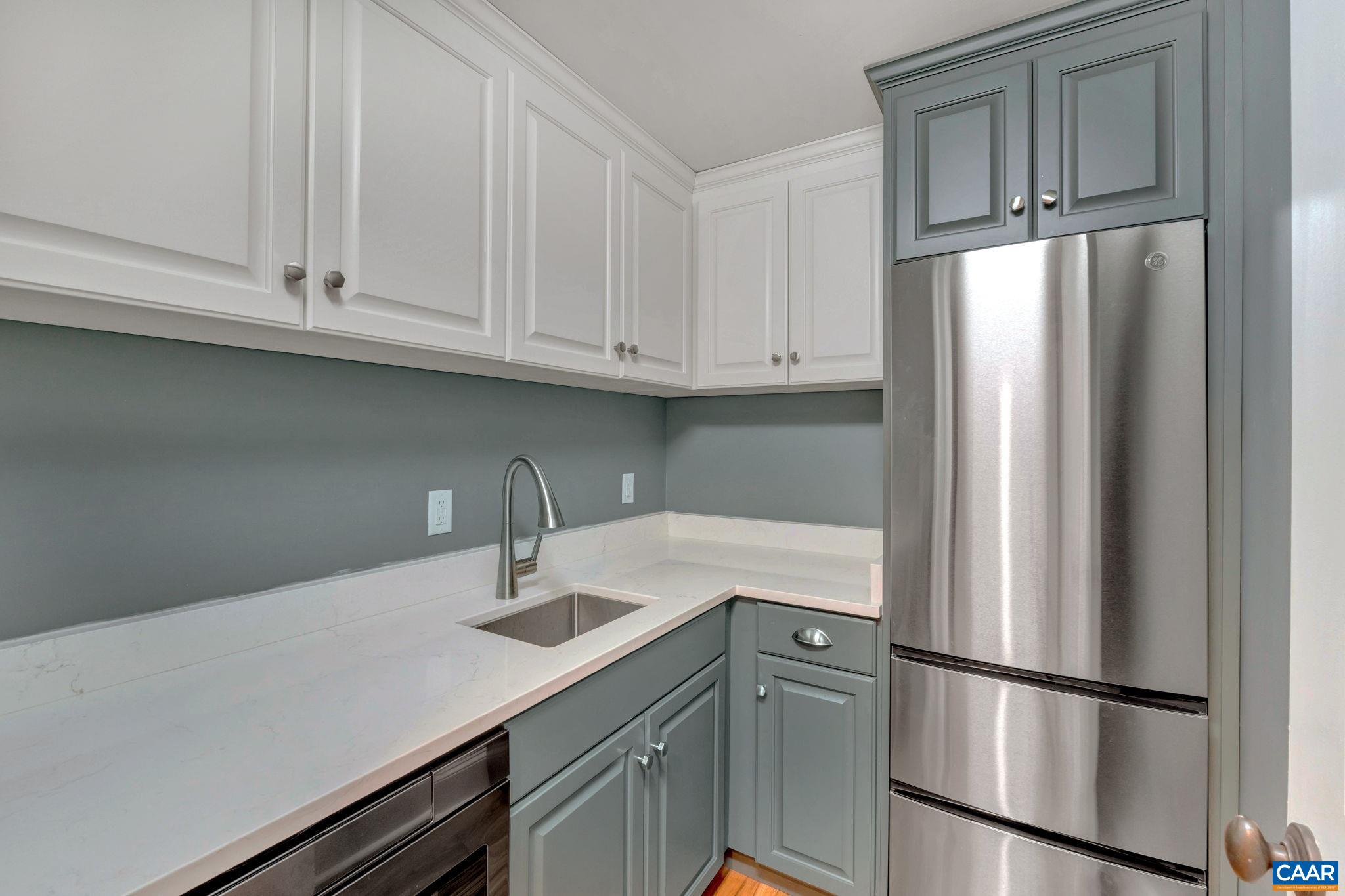 2940 Daventry Lane Charlottesville, VA 22911 - Photo 53 of 67 a kitchen with appliances and cabinets