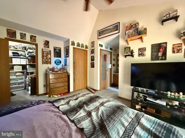 $199,900 | 102 Tecumseh Trail, Hedgesville, WV 25427