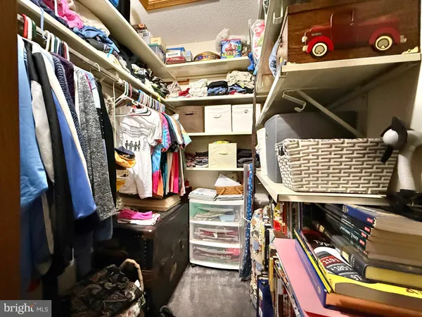 $199,900 | 102 Tecumseh Trail, Hedgesville, WV 25427