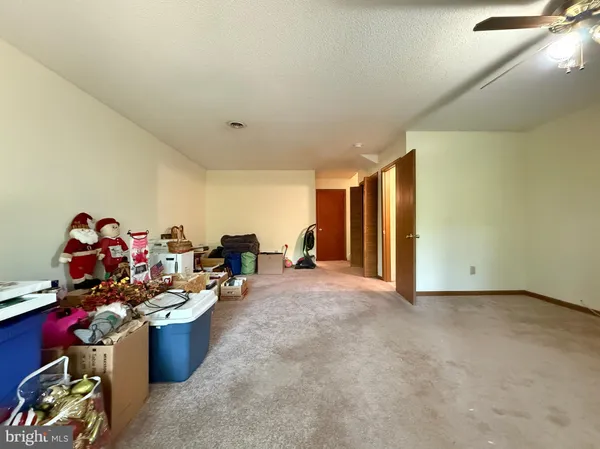 $199,900 | 102 Tecumseh Trail, Hedgesville, WV 25427