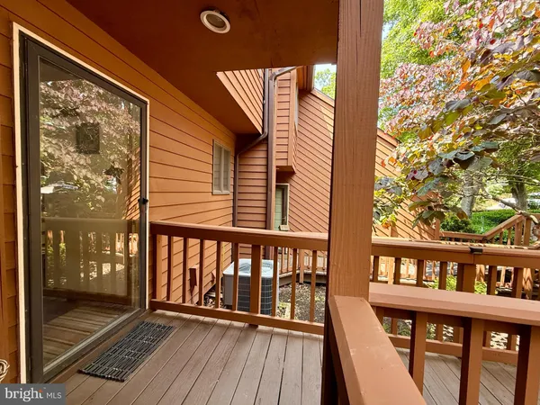 $199,900 | 102 Tecumseh Trail, Hedgesville, WV 25427