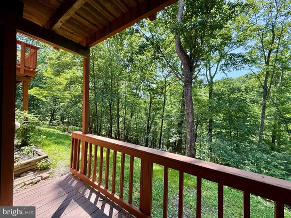 $199,900 | 102 Tecumseh Trail, Hedgesville, WV 25427