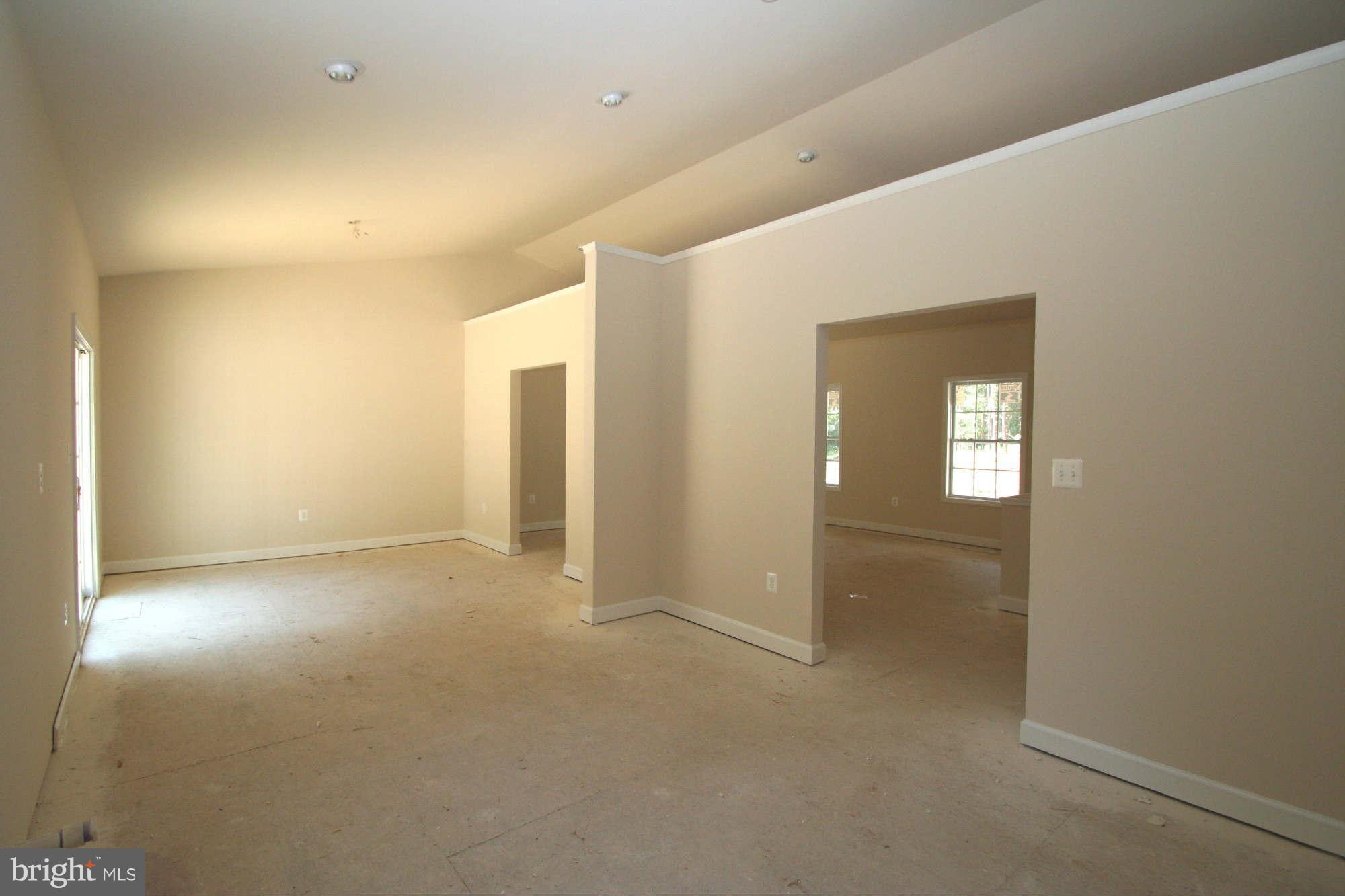 Kitchen, Dining & Family Room