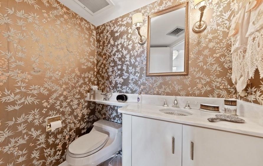 1500 South Ocean Boulevard, Unit S601 Boca Raton, FL 33432 - Photo 10 of 45 19_1500SOceanBlvd_S601_199_PowderRoom_Lo