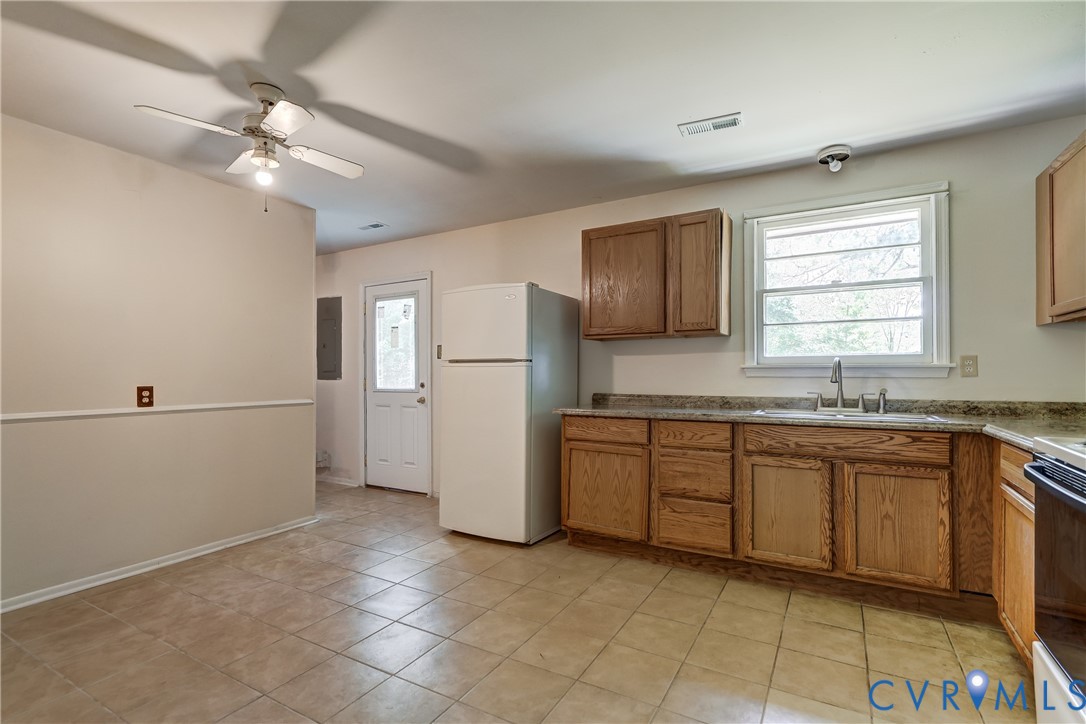 3907 Rusk Avenue Richmond, VA 23234 - Photo 17 of 30