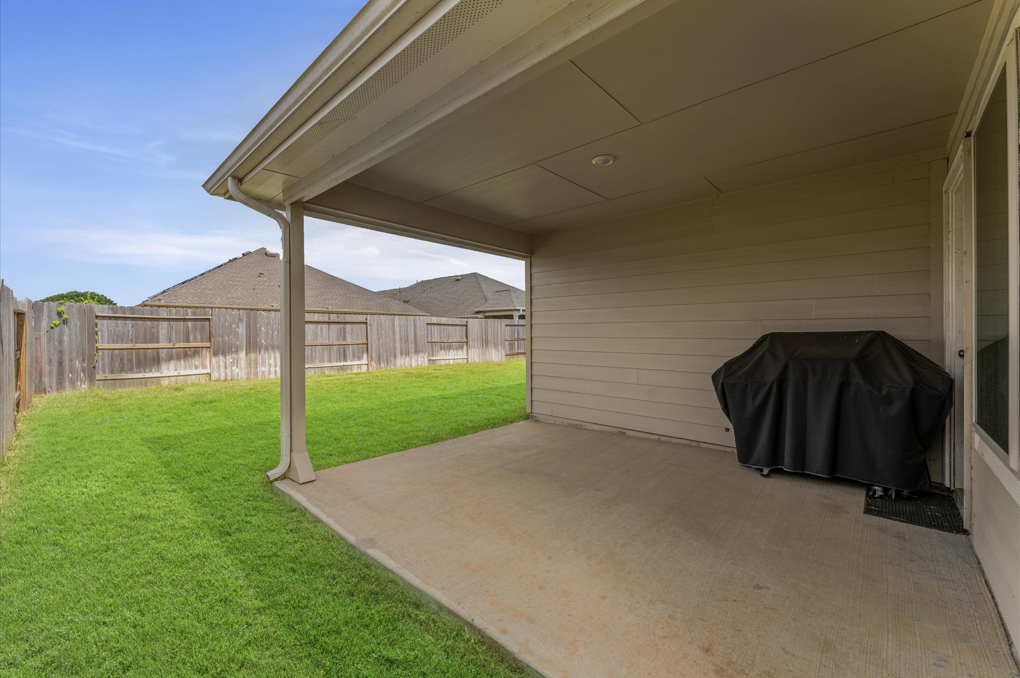4926 Lenox Grv Lane Rosharon, TX 77583 - Photo 24 of 26 a view of a garden with a slide
