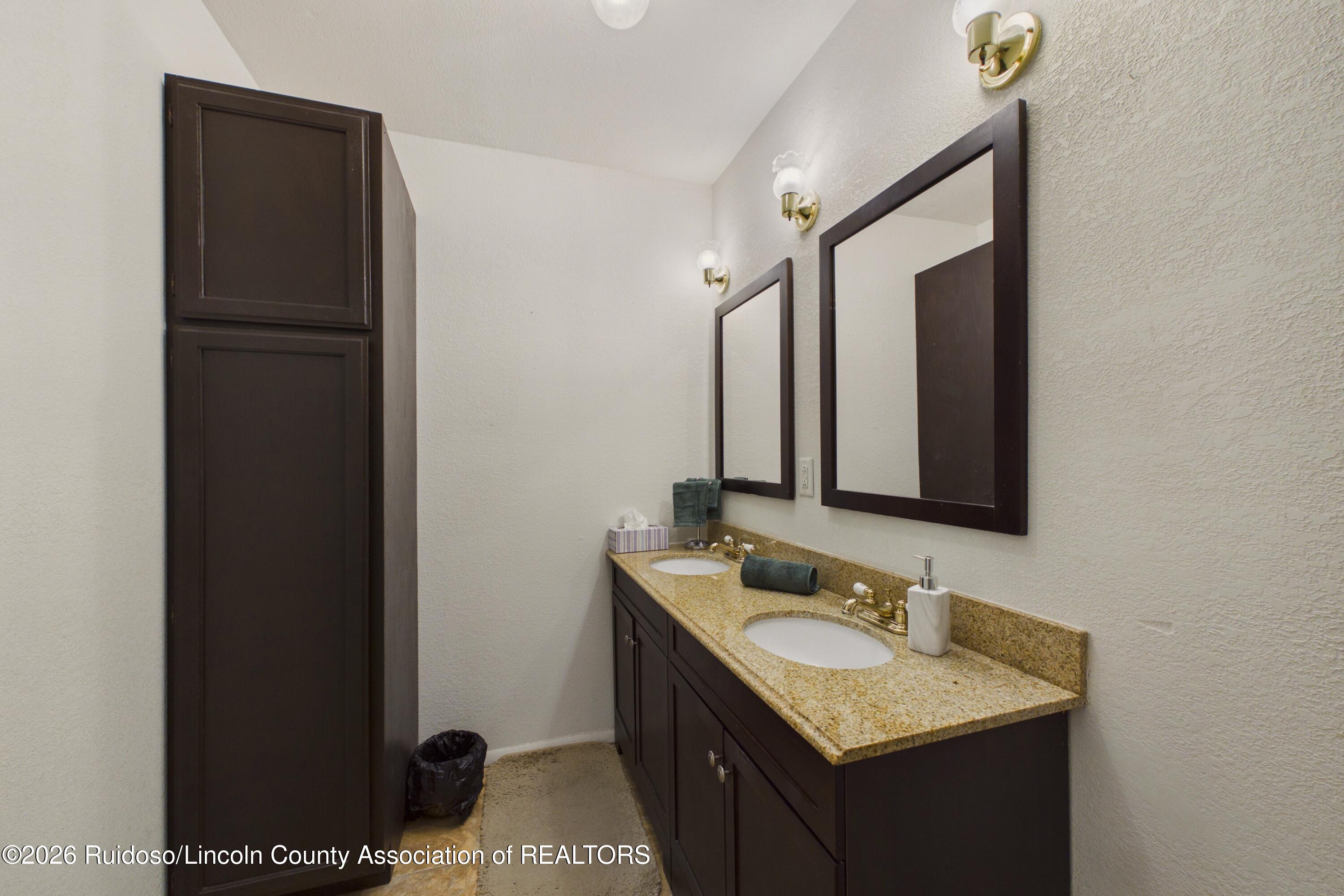 307 College Drive Ruidoso, NM 88345 - Photo 16 of 49 Gallery Image 16