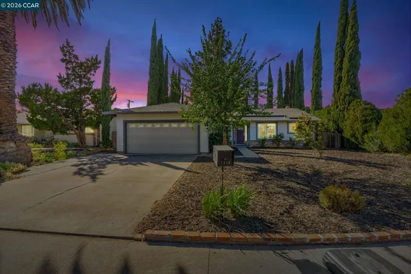 $898,000 | 1219 St Elizabeth Court, Concord, CA 94518