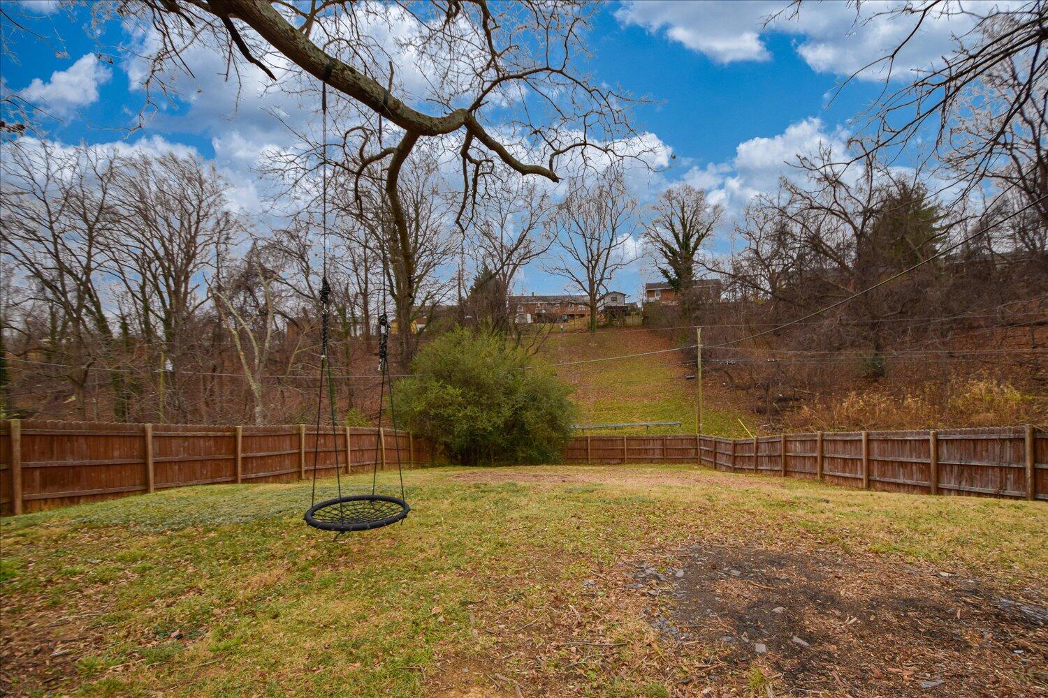 4846 Showalter Road Northwest Roanoke, VA 24017 - Photo 7 of 29 4846 Showalter Rd