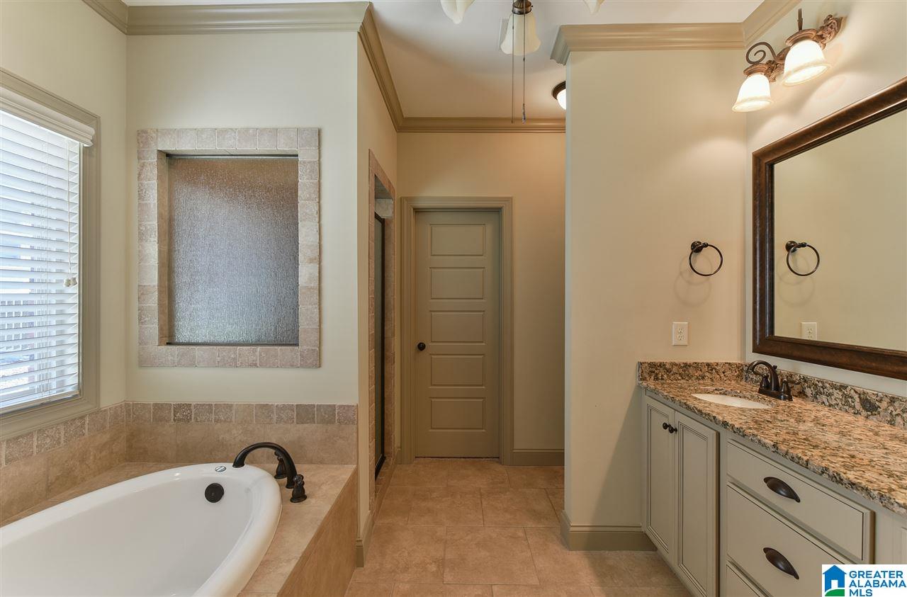204 Dunrobin Cove Pelham, AL 35124 - Photo 27 of 49