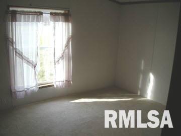 6423 Bolen Store Road Thompsonville, IL 62890 - Photo 8 of 10