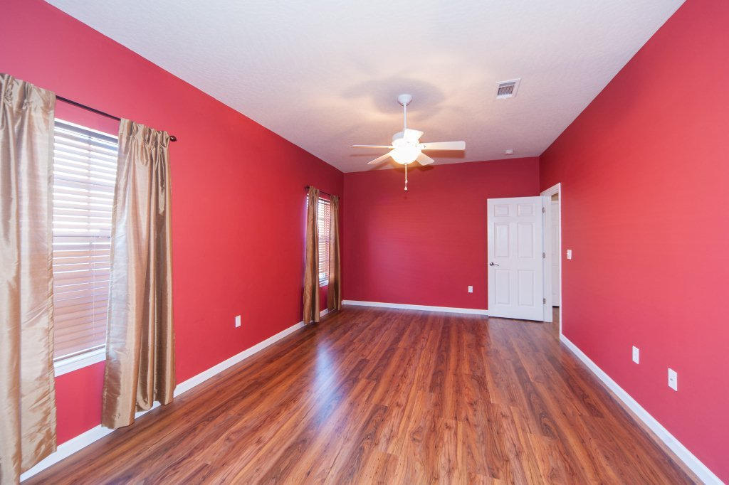 4625 Hermosa Road Crestview, FL 32539 - Photo 19 of 37 a view of a livingroom with a furniture wooden floor and window