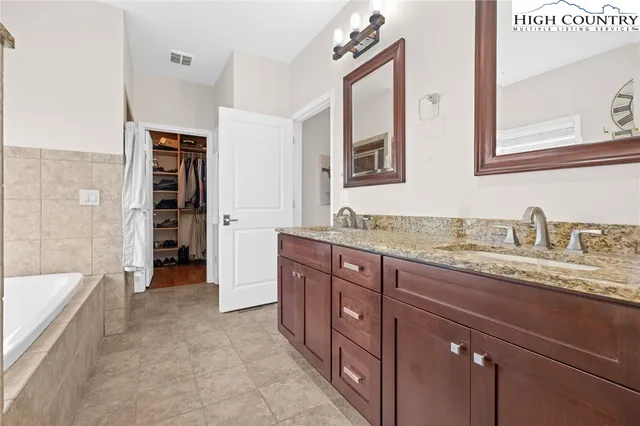 $720,000 | 457 Pritchard Road, Newland, NC 28657