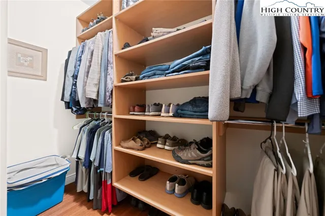 $720,000 | 457 Pritchard Road, Newland, NC 28657