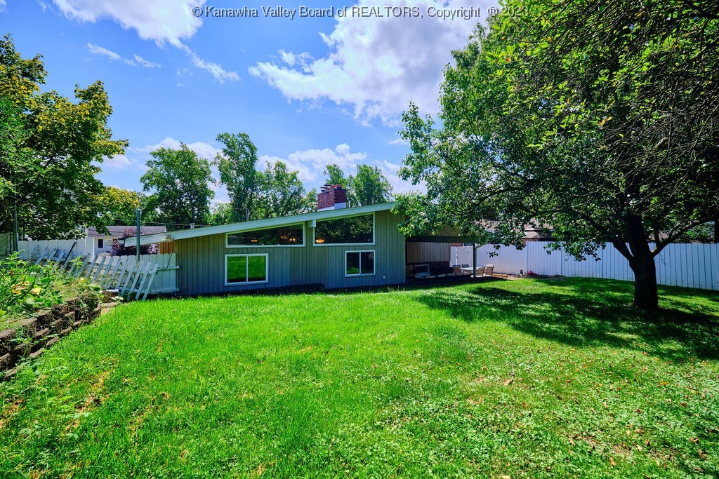 2015 Huber Road Charleston, WV 25314 - Photo 31 of 33 Gallery Image 31