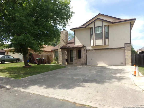 $1,700 | 11427 Long Trail, San Antonio, TX 78245