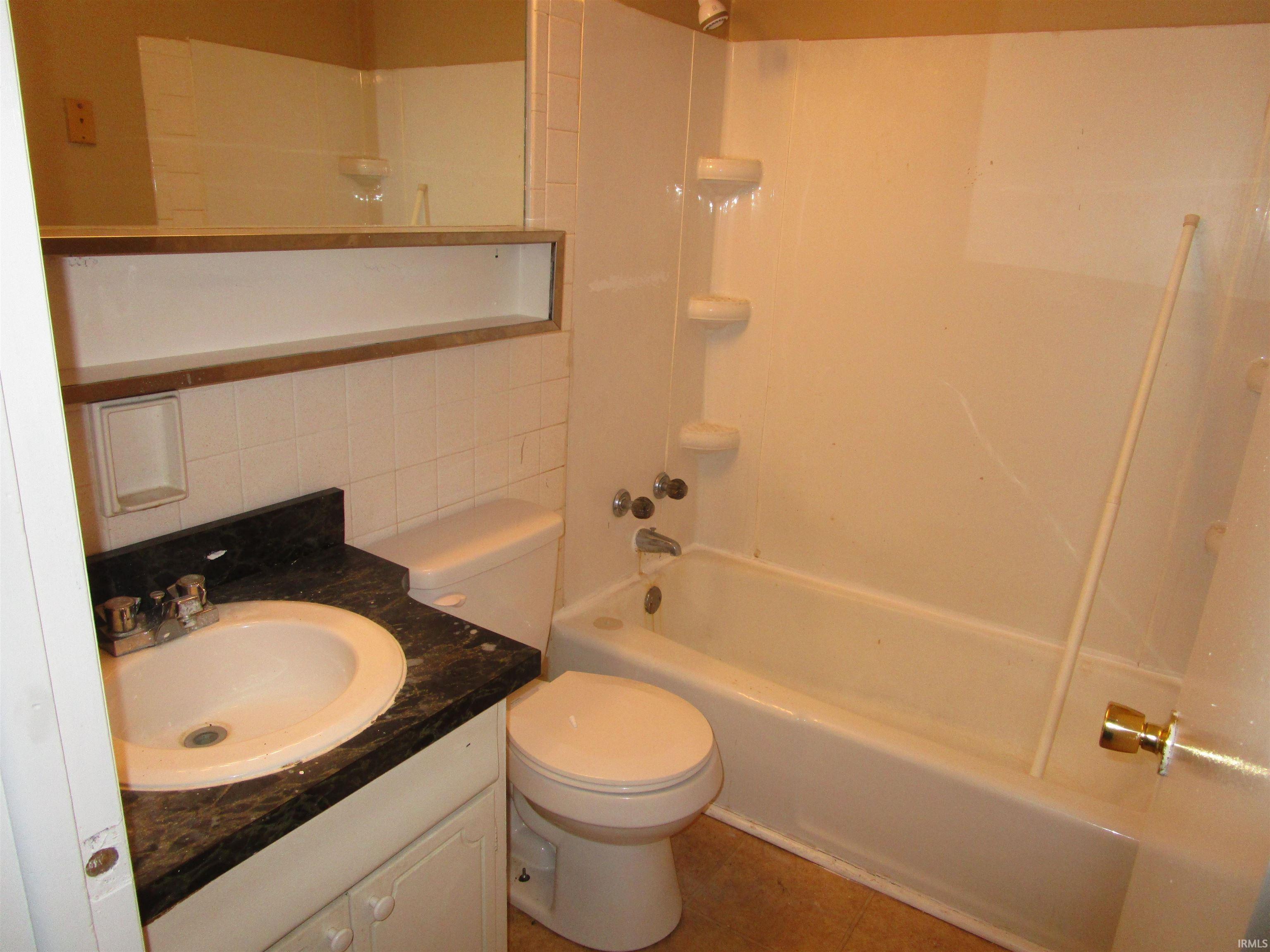 6301 Reed Road Fort Wayne, IN 46835 - Photo 7 of 10