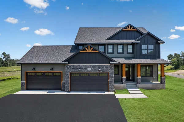 $899,900 | 19750 Alamo Street Northeast, East Bethel, MN 55011