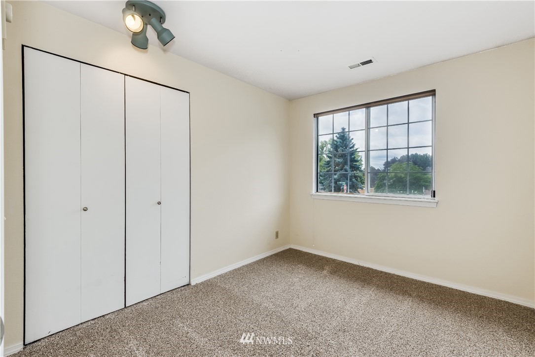 1105 232nd Place Southwest Bothell, WA 98021 - Photo 19 of 25