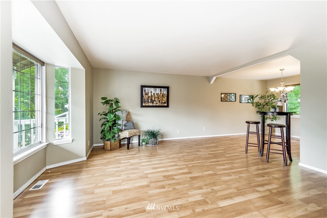 1105 232nd Place Southwest Bothell, WA 98021 - Photo 6 of 25
