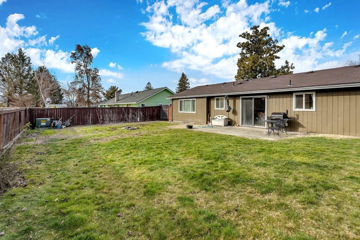 2912 Delta Waters Road Medford, OR 97504 - Photo 8 of 27 Additional Photo