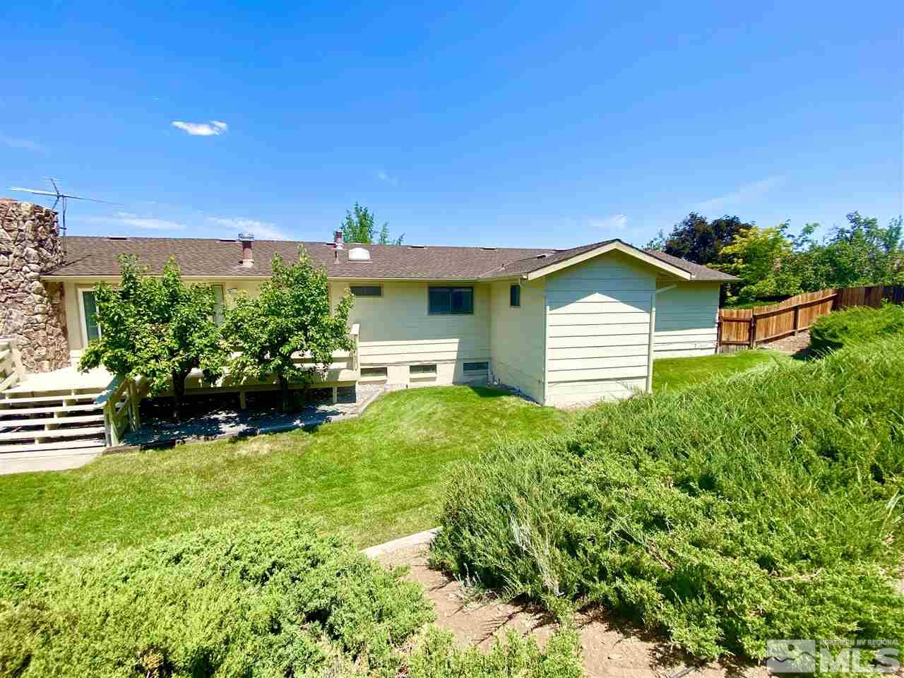 2360 Camelot Way Reno, NV 89509 - Photo 31 of 35 Photo 33