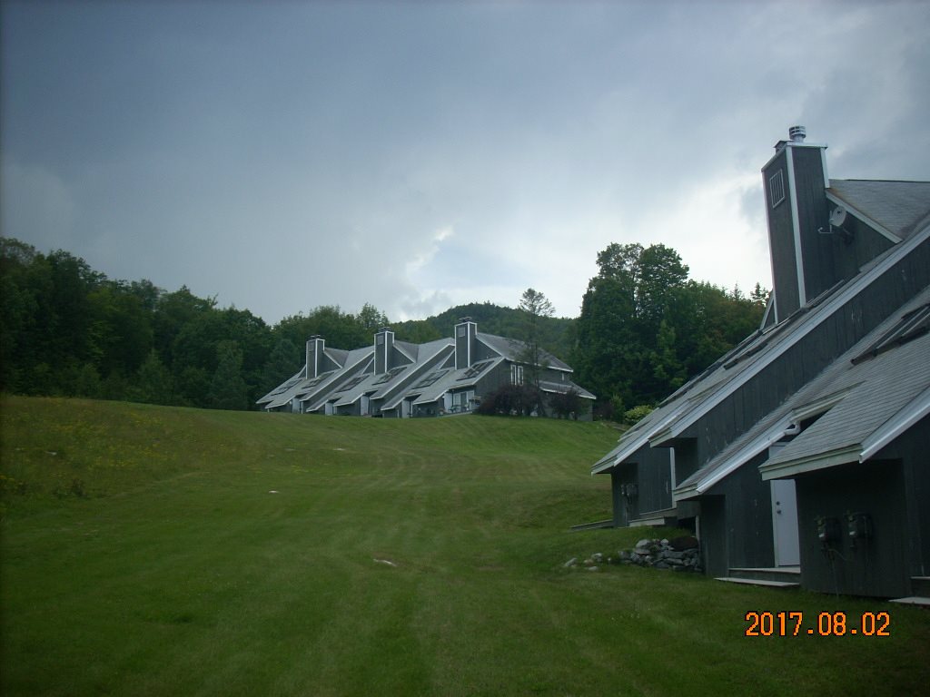 43 Tenney Brook Road, Unit C5 Plymouth, NH 03264 - Photo 3 of 12 Gallery Image 3