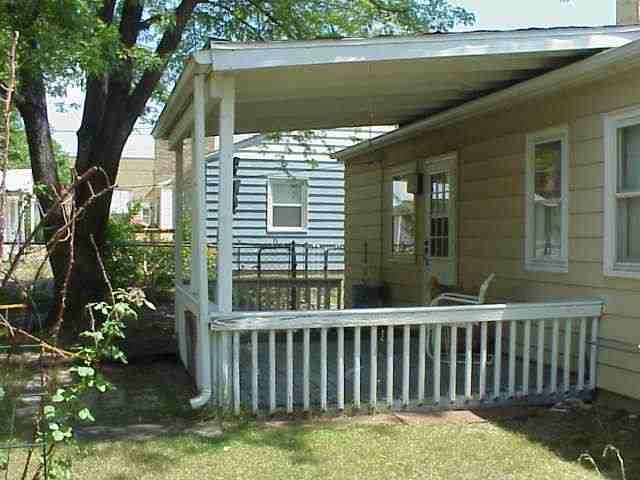 909 West Ridgemont Road Peoria, IL 61614 - Photo 3 of 4 Gallery Image 3
