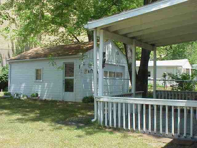 909 West Ridgemont Road Peoria, IL 61614 - Photo 4 of 4 Gallery Image 4