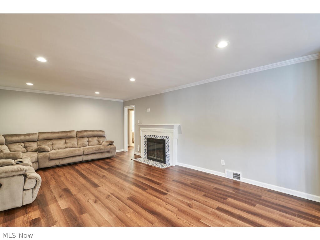 2963 Ridgewood Road Fairlawn, OH 44333 - Photo 2 of 30 Living room dining room with newer flooring, and paint