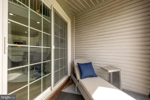 $525,000 | 257 South Pickett Street, Unit 402, Alexandria, VA 22304