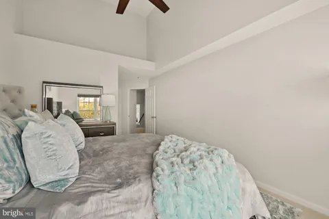 $525,000 | 257 South Pickett Street, Unit 402, Alexandria, VA 22304