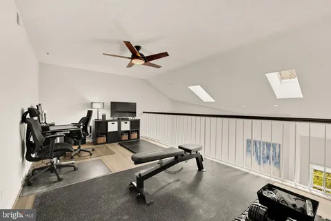 $525,000 | 257 South Pickett Street, Unit 402, Alexandria, VA 22304