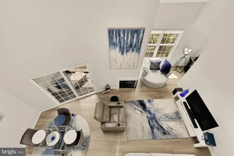 $525,000 | 257 South Pickett Street, Unit 402, Alexandria, VA 22304