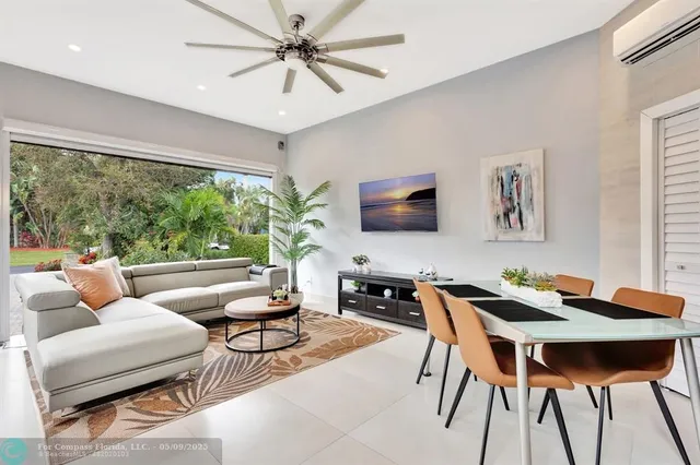 $799,000 | 397 Sundial Circle, Unit 397, Margate, FL 33068