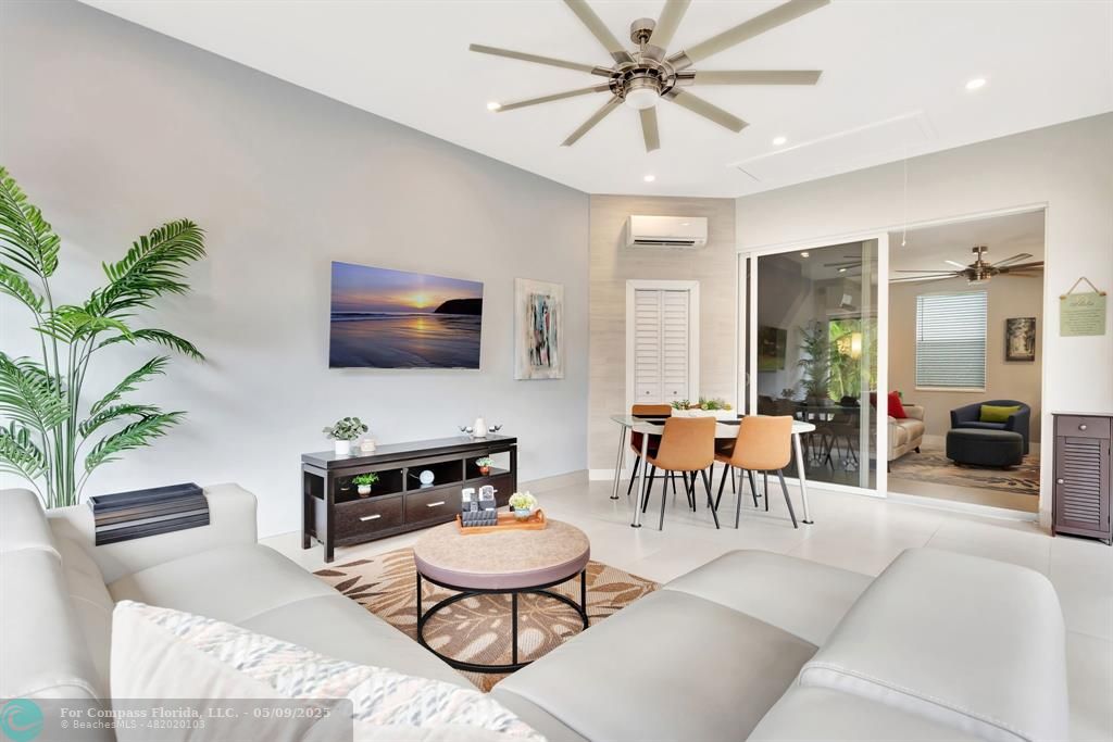 397 Sundial Circle, Unit 397 Margate, FL 33068 - Photo 11 of 28