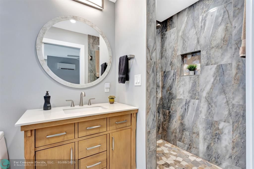 397 Sundial Circle, Unit 397 Margate, FL 33068 - Photo 17 of 28 Master Bathroom