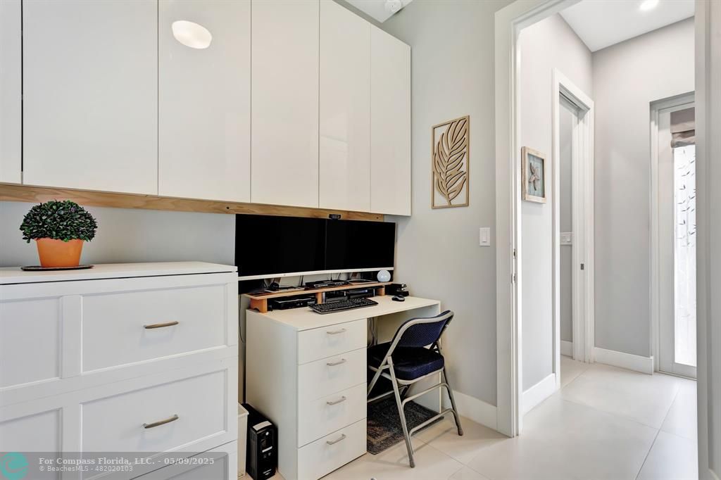 397 Sundial Circle, Unit 397 Margate, FL 33068 - Photo 19 of 28 Office/Second Bedroom