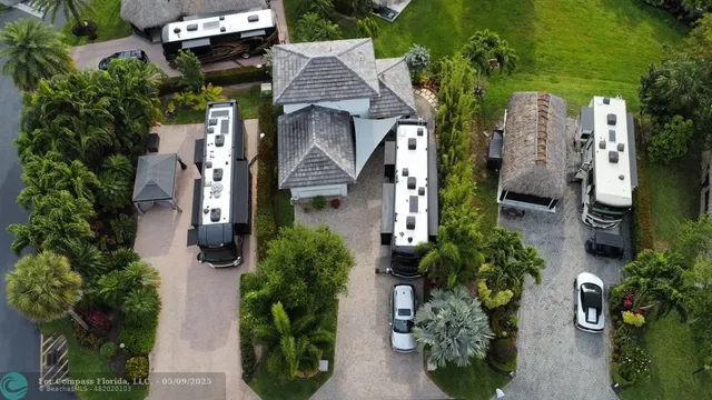 $799,000 | 397 Sundial Circle, Unit 397, Margate, FL 33068